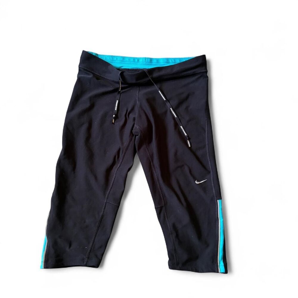 Nike Women's Black and Blue Leggings